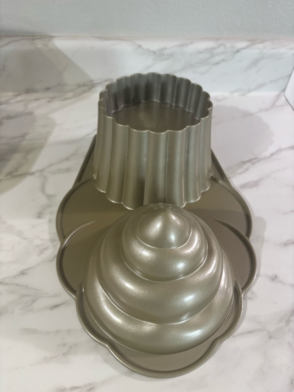 Nordic Ware giant cupcake pan